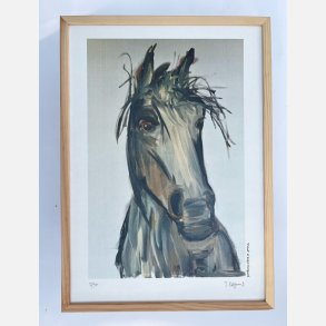 Proud  43,5x31,5 cm  indrammet i fyrtr